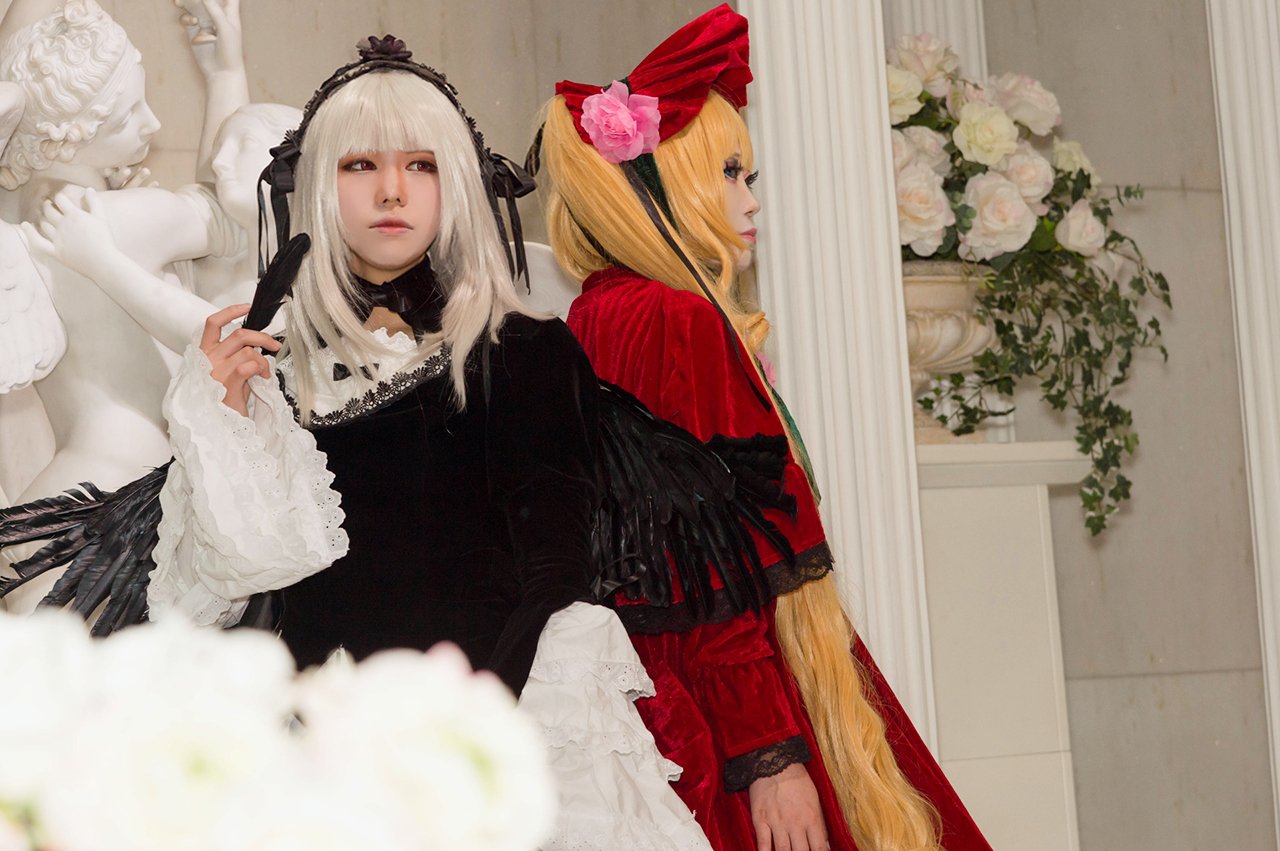 2girls bangs blonde_hair dress flower lips long_hair long_sleeves looking_at_viewer multiple_cosplay multiple_girls photo rose shinku suigintou tagme