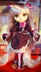 Rating: Safe Score: 0 Tags: 1girl animal_ears barasuishou bow doll dress frills full_body long_hair long_sleeves solo standing tail yellow_eyes User: admin