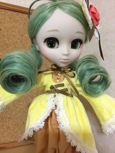 Rating: Safe Score: 0 Tags: 1girl choker doll dress drill_hair flower frills green_eyes green_hair hair_flower hair_ornament kanaria looking_at_viewer solo twin_drills twintails upper_body yellow_dress User: admin