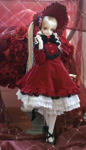 Rating: Safe Score: 0 Tags: 1girl blonde_hair bow doll dress flower frills full_body lolita_fashion long_hair long_sleeves looking_at_viewer red_dress rose shinku shoes solo standing twintails umbrella User: admin