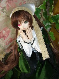 Rating: Safe Score: 0 Tags: 1girl brown_hair doll dress frills green_dress green_eyes head_scarf heterochromia lace long_hair long_sleeves looking_at_viewer red_eyes solo suiseiseki very_long_hair User: admin