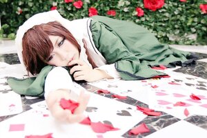 Rating: Safe Score: 0 Tags: 1girl bangs blurry blurry_foreground brown_hair depth_of_field flower hood lips long_sleeves looking_at_viewer red_flower red_rose rose solo suiseiseki User: admin