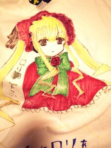 Rating: Safe Score: 0 Tags: 1girl blonde_hair blue_eyes bonnet bow bowtie dress flower green_bow image long_hair long_sleeves looking_at_viewer rose shinku solo twintails very_long_hair User: admin