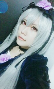 Rating: Safe Score: 0 Tags: 1girl bangs black_choker choker closed_mouth eyelashes flower hood lips long_hair looking_at_viewer portrait red_eyes solo suigintou traditional_media User: admin