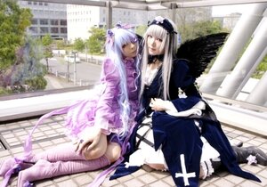 Rating: Safe Score: 0 Tags: 2girls black_wings boots dress feathers frills hairband long_hair long_sleeves multiple_cosplay multiple_girls ribbon siblings silver_hair sisters sitting suigintou tagme wings User: admin