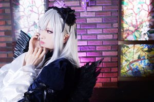 Rating: Safe Score: 0 Tags: 1girl bangs blurry depth_of_field flower hairband lips long_hair long_sleeves red_eyes silver_hair solo suigintou upper_body User: admin