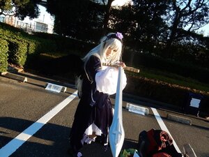 Rating: Safe Score: 0 Tags: 1girl flower hair_ornament hairband holding long_hair night outdoors sky solo standing suigintou sword tree weapon User: admin