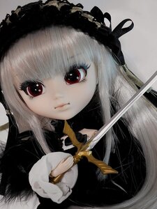 Rating: Safe Score: 0 Tags: 1girl bangs black_dress closed_mouth doll dress holding lips long_hair long_sleeves looking_at_viewer red_eyes simple_background solo suigintou traditional_media upper_body white_hair User: admin