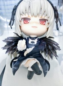 Rating: Safe Score: 0 Tags: 1girl 3d black_feathers black_wings chibi doll dress feathered_wings feathers hairband long_sleeves looking_at_viewer photo ribbon rose silver_hair solo suigintou wings User: admin
