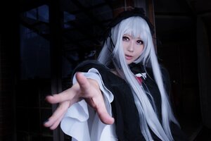Rating: Safe Score: 0 Tags: 1girl 3d blurry depth_of_field lips long_hair looking_at_viewer outstretched_arm outstretched_hand pointing pointing_at_viewer reaching_out red_eyes solo suigintou upper_body white_hair User: admin