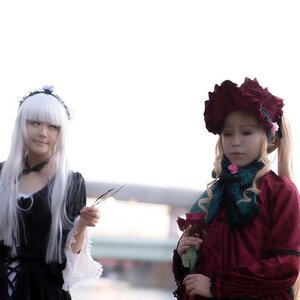 Rating: Safe Score: 0 Tags: 2girls bangs blonde_hair bonnet dress flower gothic_lolita lolita_fashion long_hair multiple_cosplay multiple_girls realistic rose shinku silver_hair suigintou tagme User: admin