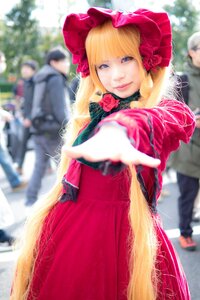 Rating: Safe Score: 0 Tags: 1girl 3d blonde_hair blue_eyes blurry blurry_background blurry_foreground bonnet depth_of_field dress flower hat lips looking_at_viewer motion_blur photo red_dress rose shinku solo_focus User: admin