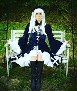 Rating: Safe Score: 0 Tags: 1girl black_legwear boots dress grass hat long_hair long_sleeves outdoors photo solo standing suigintou thighhighs tree white_hair zettai_ryouiki User: admin