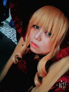 Rating: Safe Score: 0 Tags: 1girl bangs blonde_hair blue_eyes flower lips long_hair looking_at_viewer rose shinku solo User: admin