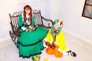 Rating: Safe Score: 0 Tags: 2girls bird braid brown_hair dress green_dress instrument long_hair multiple_cosplay multiple_girls shoes sitting smile tagme User: admin