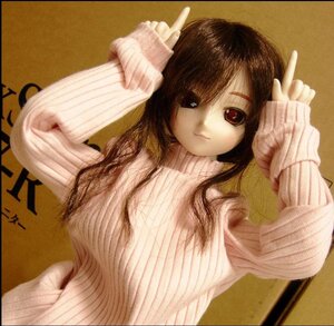 Rating: Questionable Score: 0 Tags: 1girl auto_tagged black_hair breasts doll long_hair looking_at_viewer pointing ribbed_sweater solo suiseiseki sweater upper_body User: admin