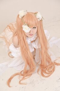 Rating: Safe Score: 0 Tags: 1girl bangs blurry dress flower hair_flower hair_ornament kirakishou lips long_hair solo white_flower white_rose User: admin