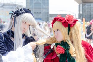 Rating: Safe Score: 0 Tags: 2girls blonde_hair blue_eyes blurry blurry_background bonnet building depth_of_field flower long_hair multiple_cosplay multiple_girls photo red_eyes rose shinku silver_hair suigintou tagme User: admin