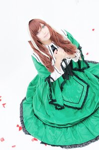 Rating: Safe Score: 0 Tags: 1girl blue_eyes brown_hair dress green_dress heart long_hair long_sleeves looking_at_viewer petals smile solo striped suiseiseki vertical_stripes User: admin