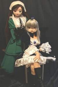 Rating: Safe Score: 0 Tags: 2girls brown_hair chair dress flower frills green_dress green_eyes heterochromia long_hair long_sleeves looking_at_viewer multiple_cosplay multiple_girls red_eyes sitting suigintou suiseiseki tagme User: admin