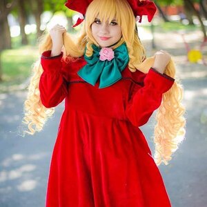 Rating: Safe Score: 0 Tags: 1girl blonde_hair blurry blurry_background bow depth_of_field dress flower hair_bow long_hair long_sleeves photo red_dress rose shinku solo User: admin