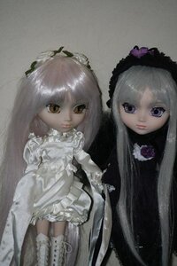 Rating: Safe Score: 0 Tags: 2girls bangs doll dress flower frills gothic_lolita hairband lolita_fashion long_hair long_sleeves looking_at_viewer multiple_dolls multiple_girls rose siblings silver_hair simple_background sisters standing suigintou tagme very_long_hair User: admin