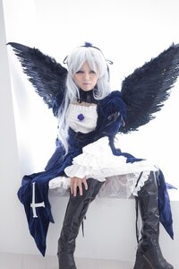 Rating: Safe Score: 0 Tags: 1girl black_wings boots dress feathered_wings feathers full_body long_hair long_sleeves sitting solo suigintou white_hair wings User: admin