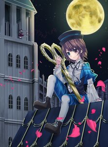 Rating: Safe Score: 0 Tags: 1girl boots brown_hair cherry_blossoms full_moon hat heterochromia image moon night pantyhose petals red_eyes rose_petals short_hair sitting solo souseiseki white_legwear User: admin