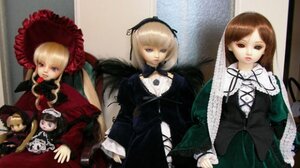 Rating: Safe Score: 0 Tags: 4girls blonde_hair blue_eyes brown_hair doll dress frills hat long_hair long_sleeves looking_at_viewer multiple_dolls multiple_girls photo shinku suiseiseki tagme twintails User: admin