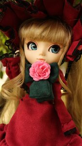 Rating: Safe Score: 0 Tags: 1girl blonde_hair blue_eyes bonnet bow doll dress flower long_hair looking_at_viewer pink_flower pink_rose red_dress red_flower red_rose rose shinku solo User: admin