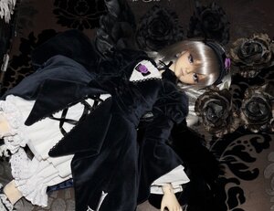Rating: Safe Score: 0 Tags: 1girl black_dress doll dress earrings flower frills gothic_lolita hairband jewelry lolita_fashion long_hair long_sleeves rose solo suigintou User: admin