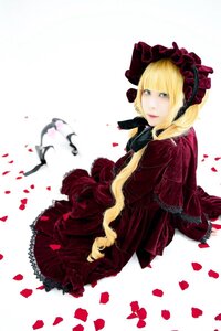 Rating: Safe Score: 0 Tags: 1girl blonde_hair blue_eyes bonnet dress flower petals red_dress rose rose_petals shinku solo striped User: admin