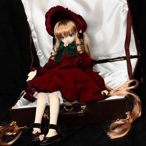 Rating: Safe Score: 0 Tags: 1girl bangs blonde_hair blue_eyes bonnet bow bowtie doll dress drill_hair flower full_body green_bow long_hair long_sleeves looking_at_viewer red_dress rose shinku shoes sitting solo twintails User: admin