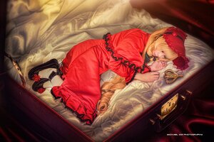 Rating: Safe Score: 0 Tags: 1girl blonde_hair bonnet closed_eyes dress flower hat long_hair long_sleeves lying mary_janes on_side red_dress shinku shoes sleeping solo User: admin