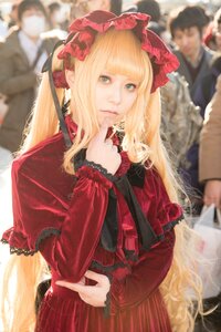 Rating: Safe Score: 0 Tags: 1girl bangs blonde_hair blurry blurry_background blurry_foreground depth_of_field dress frills lace lips lolita_fashion long_hair long_sleeves looking_at_viewer shinku solo solo_focus User: admin