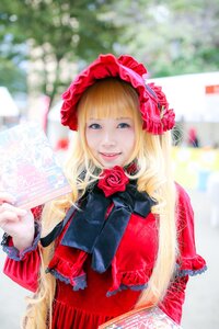 Rating: Safe Score: 0 Tags: 1girl bangs blonde_hair blue_eyes blurry blurry_background depth_of_field dress flower lips photo pink_flower pink_rose red_flower red_rose rose shinku solo User: admin