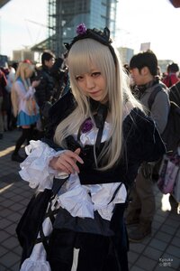 Rating: Safe Score: 0 Tags: 1girl bangs blurry blurry_background depth_of_field frills hairband lips lolita_fashion long_hair looking_at_viewer solo solo_focus standing suigintou User: admin