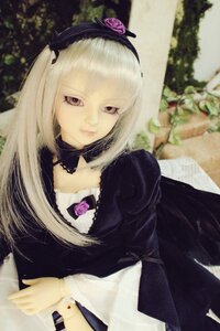 Rating: Safe Score: 0 Tags: 1girl blonde_hair doll dress flower frills hairband lips long_hair long_sleeves looking_at_viewer rose solo suigintou User: admin