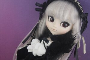 Rating: Safe Score: 0 Tags: 1girl bangs black_ribbon closed_mouth doll flower frills hairband lips long_hair looking_at_viewer red_eyes ribbon rose silver_hair simple_background solo suigintou User: admin