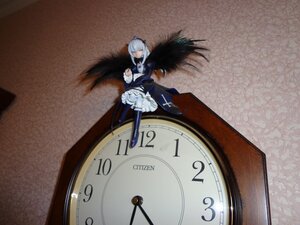 Rating: Safe Score: 0 Tags: 1girl black_wings doll dress feathers frills hairband long_hair silver_hair solo suigintou wings User: admin