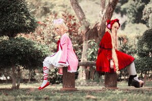 Rating: Safe Score: 0 Tags: 2girls blonde_hair blurry boots bow depth_of_field dress hair_bow long_hair multiple_cosplay multiple_girls outdoors pink_dress standing tagme tree User: admin