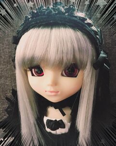 Rating: Safe Score: 0 Tags: 1girl bangs blonde_hair closed_mouth doll hairband lips long_hair looking_at_viewer red_eyes solo suigintou User: admin