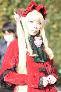 Rating: Safe Score: 0 Tags: 1girl bangs blonde_hair blue_eyes blurry blurry_background blurry_foreground depth_of_field dress flower lips long_hair long_sleeves looking_at_viewer outdoors photo realistic red_dress shinku solo solo_focus upper_body User: admin