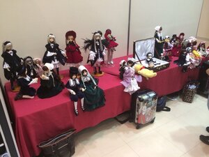 Rating: Safe Score: 0 Tags: 6+boys 6+girls black_hair blonde_hair bow breasts brown_hair doll dress everyone frills gloves hat jewelry long_hair multiple_boys multiple_dolls multiple_girls necktie silver_hair sitting tagme top_hat User: admin