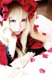 Rating: Safe Score: 0 Tags: 1girl blonde_hair blue_eyes dress flower lace lips long_hair looking_at_viewer petals realistic rose shinku solo User: admin