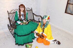 Rating: Safe Score: 0 Tags: 2girls braid brown_hair dress flower green_dress instrument long_hair multiple_cosplay multiple_girls sitting smile tagme User: admin