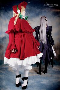 Rating: Safe Score: 0 Tags: 2girls blonde_hair bonnet dress frills long_hair long_sleeves multiple_cosplay multiple_girls red_dress shinku silver_hair standing suigintou tagme User: admin