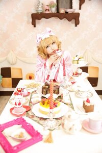 Rating: Safe Score: 0 Tags: 1girl blonde_hair blurry blurry_foreground cake cookie depth_of_field dress flower food fruit gift hinaichigo pastry plate solo strawberry strawberry_shortcake table teacup tiered_tray User: admin
