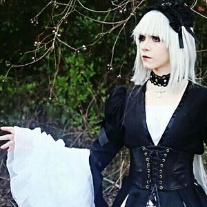 Rating: Safe Score: 0 Tags: 1girl gothic_lolita lolita_fashion long_sleeves necklace solo suigintou white_hair User: admin