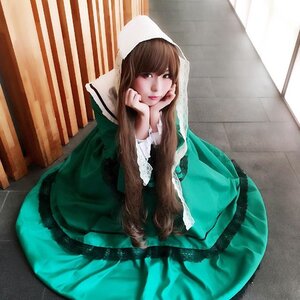 Rating: Safe Score: 0 Tags: 1girl bangs brown_hair dress green_dress lips long_hair long_sleeves sitting solo suiseiseki User: admin